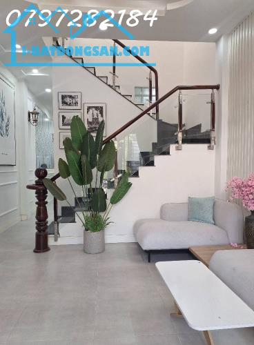 BÁN NHÀ LÒ LU 72M2 -4 TẦNG -4PN  TRUONGF THẠNH - QUẬN 9 NHỈNH 6 TỶ - 2