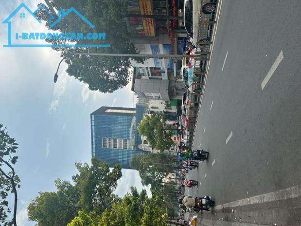 Trung tâm quận 11 , Hà Tôn Quyền