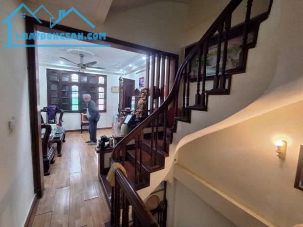 PHÁO ĐÀI LÁNG - PHÂN LÔ VỈA HÈ - 2 MẶT THOÁNG MỞ CỬA - KINH DOANH ĐỈNH - 50M² NHỎ 24 TỈ - 1