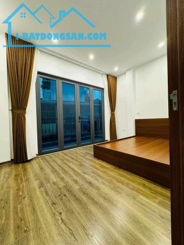Phân lô Nguyễn Lương Bằng gần hồ điều hòa - 40m2 lô góc - mặt tiền rộng chỉ 5,7 tỷ - 2