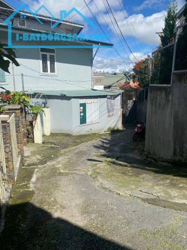 Chính Chủ Cần Bán Gấp Nhà Ngay Trung Tâm - 3