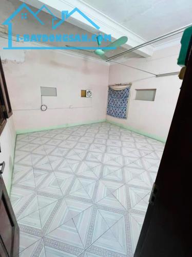Cho thuê nhà Phố Tam Trinh, ô tô qua nhà, 75m2 x 2 tầng, 2 ngủ, 7 Triệu - 2