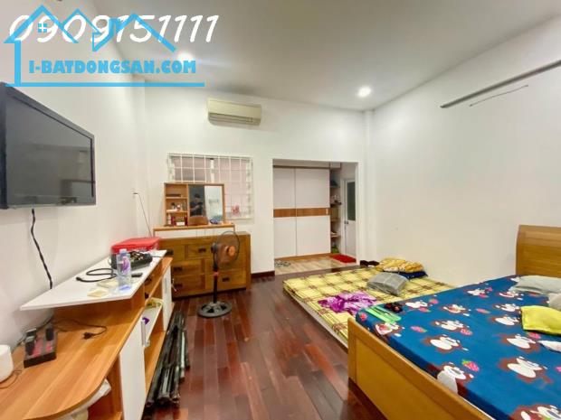 NHÀ ĐẸP 4 TẦNG- HẺM XE HƠI- GẦN HUỲNH TẤN PHÁT- QUẬN 7- 80M2- CHỈ NHỈNH 6 TỶ - 1