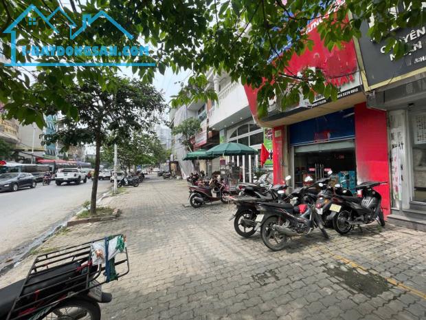 Bán Nhà Mặt Phố Minh Khai 55m 5 Tầng Vỉa Hè Rộng Không Quy Hoạch 21.99 Tị - 1