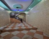 Cho thuê nhà Phố Lĩnh Nam, 4 tầng x 40m2, 5 ngủ, 11 Triệu ở gđ, nhóm ngoan, 10m ra ô tô
