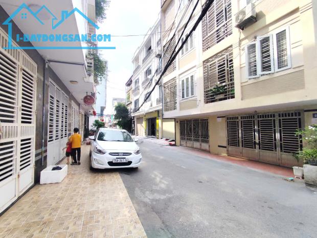 Bán nhà tuyến 2 Quán Nam, 62m 4 tầng, đường 7m, giá 6 tỉ