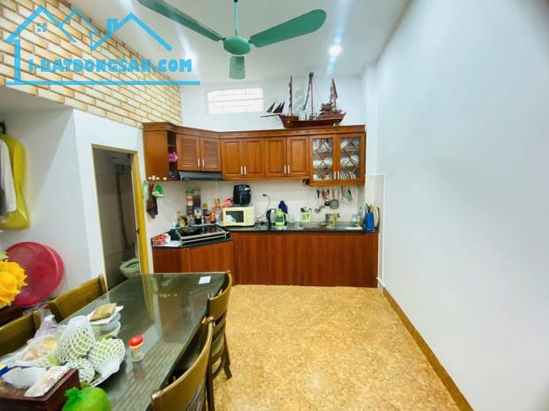 Bán Gấp- Ngõ Nông  - An Dương - Tây Hồ - Dt: 48m2/4,4mMT * nhỉnh 11 tỷ - 2