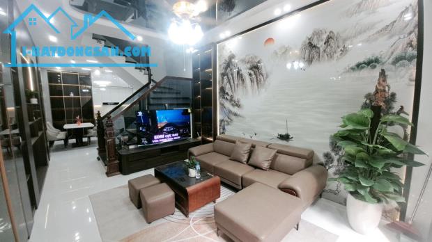 LONG VÂN CHIẾU MỆNH: “LÊ TRỌNG TẤN – MẠCH VÀNG THỨC GIẤC – RỒNG VỀ ẨN THẾ!”44m² x 4 tầng - 1