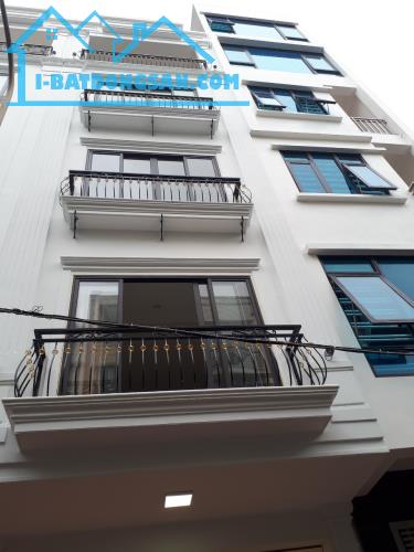 Bán nhà KĐT Văn Quán – Hà Đông, Ô Tô, Vỉa Hè, Kinh Doanh, đối diện sân chơi, nơi siêu hiếm