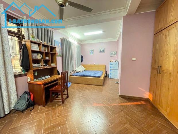 🔥 SIÊU PHẨM 🔥 Bán nhà Thạch Bàn Long Biên – Gara Ô Tô – Gần Phố – 45m² – Chỉ 9.3 Tỷ 💥