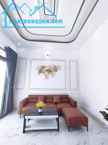 Bán Nhà An Dương 5 Tầng Dân Xây Đẹp 20m oto 35m2 Mt 5m,sổ đỏ chỉ 5,5 tỷ