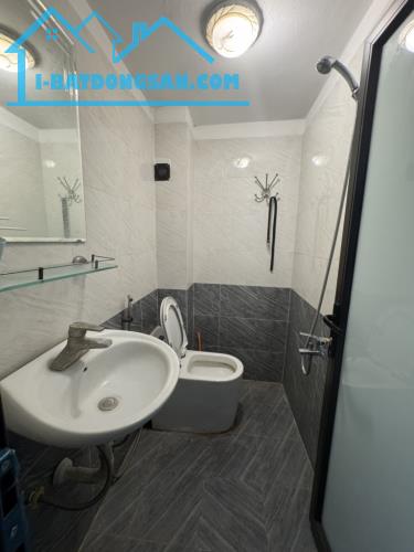 Bán Nhà An Dương 5 Tầng Dân Xây Đẹp 20m oto 35m2 Mt 5m,sổ đỏ chỉ 5,5 tỷ - 2
