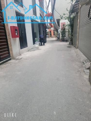 Bán nhà Khương Trung ngõ ô tô đường thông