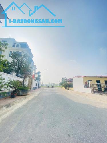 Bán Lô Đất Biệt Thự VIP Cạnh Góc: 440m², Mặt Tiền 20m, Sát Dê Tây Nguyên - 2