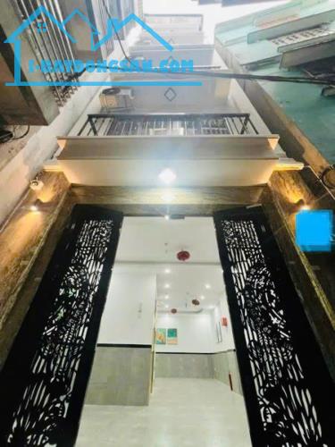 BÁN GẤP NHÀ 12.8 Tỷ CHUNG CƯ MINI TẠI ĐƯỜNG TRƯƠNG ĐỊNH HOÀNG MAI HÀ NỘI GIÁ SIÊU ƯU ĐÃI