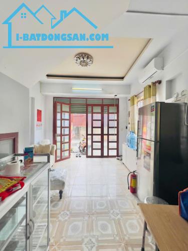 BÁN NHÀ GẤP, TÂN KỲ TÂN QUÝ, TÂN PHÚ, DT 32m2, Giá  4,3 tỷ ☑️ LH: Đông nguyễn  0976624307