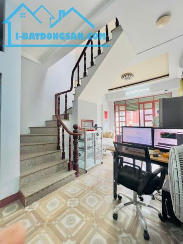 BÁN NHÀ GẤP, TÂN KỲ TÂN QUÝ, TÂN PHÚ, DT 32m2, Giá  4,3 tỷ ☑️ LH: Đông nguyễn  0976624307 - 3