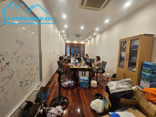 Bán nhà mặt phố Tuệ Tĩnh, quận Hai Bà Trưng, 102m2, 7 tầng thang máy, vỉa hè rộng, 55 tỷ!! - 1