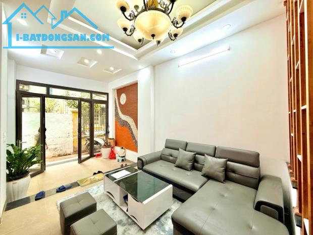 BÁN NHÀ 5 TẦNG, LÔ GÓC CẦU ĐƠ - MỚI ĐẸP LẠ LÙNG- SIÊU THOÁNG, 6.5tỷ. - 2