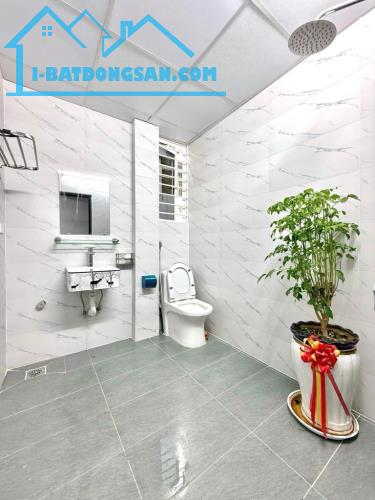 BÁN NHÀ 5 TẦNG, LÔ GÓC CẦU ĐƠ - MỚI ĐẸP LẠ LÙNG- SIÊU THOÁNG, 6.5tỷ.