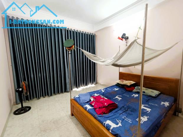 cho thuê nhà mặt tiền Kha Vạn Cân 1 trệt 3 lầu, vị trí siêu đắc địa - 2