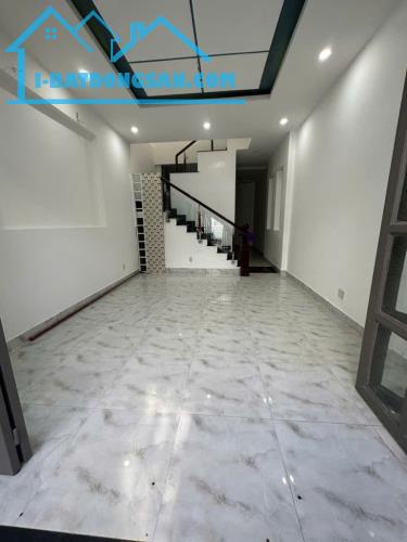 NHÀ PHỐ 2 TẦNG – CẠNH VINHOMES – CHỈ HƠN 4 TỶ - 3
