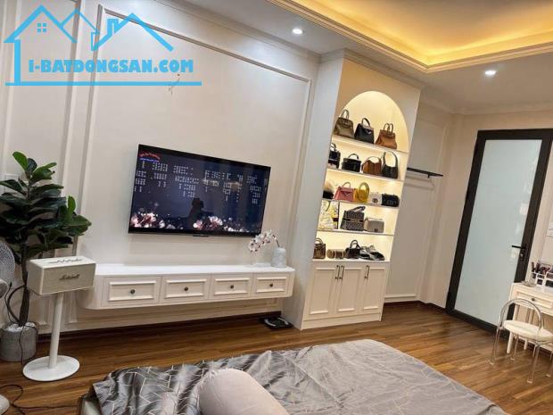 HIẾM. BÁN NHÀ NGỌC THỤY 50M2 5T, Ô TÔ ĐỖ CỬA, DÂN XÂY FULL NỘI THẤT 8.X TỶ - 1