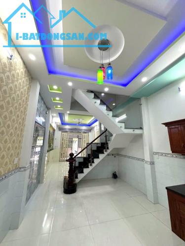 Cần tiền BÁN GẤP nhà 3Lầu đúc, ngay trung tâm Khu Lê Văn Quới, Q. Bình Tân - 3