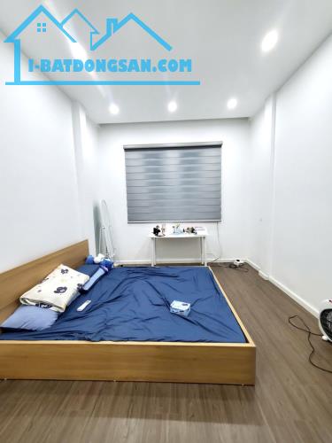 Nhất vị trí, nhì nhà đẹp, Hộ khẩu HBT, 4 tầng 3 ngủ giá 5,85 tỷ, nhà 2 thoáng, full nội th - 3