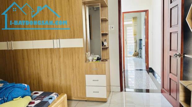 Siêu Phẩm nhà mặt tiền Kinh Doanh hẻm 85 Bình Thành 84nm2,3Tầng Nhỉnh 6tỷ - 3