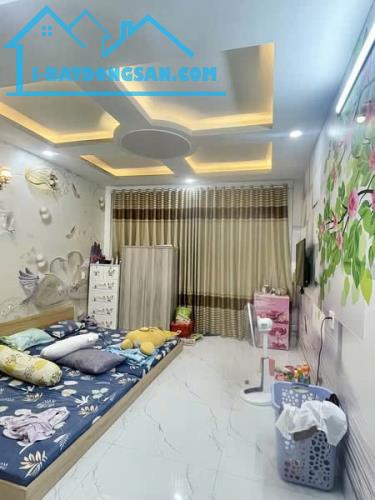 BTCT - Xe tải nhỏ đổ cửa - Cư Xá Ngân Hàng Q7 - 3PN - 48m2 - 4.x TỶ TL - 1