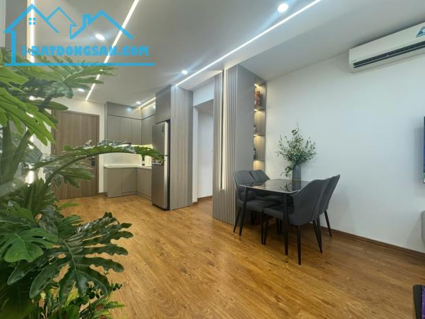Nhỉnh 4.5 tỷ, 65 m2, chung cư 02 ngủ, sổ đỏ, Lô góc, FULL NT, KĐT Mễ Trì Hạ, Nam Từ Liêm
