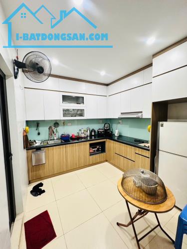 Siêu Hiếm - Nhà 44m2 Phú Thượng, MT 4m, Gần Ô Tô, Chỉ 7,19Tỷ - 1