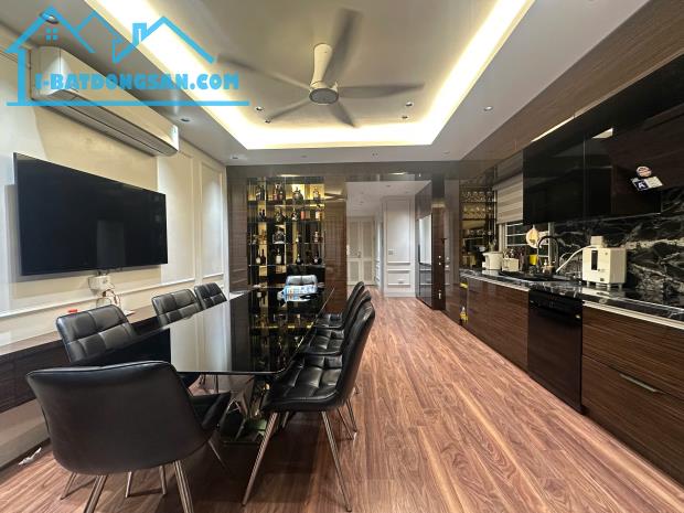 Siêu phẩm Nguyễn Đức Cảnh, Hoàng Mai 7 tầng - thang máy nhập, lô góc - 63m2, 23,8 tỷ