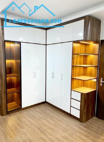 💥💥💥NHÀ MỚI CỰ KHỐI – 5 TẦNG – 4,9 TỶ MT 5.2m – Ô TÔ ĐỖ CỬA – Ở NGAY  🚀Ngõ nông, thông - 2