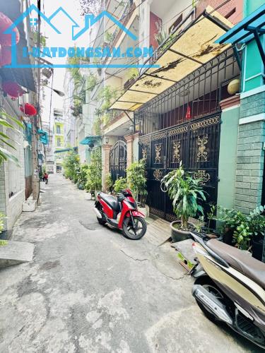 8 TỶ NHÀ TÂN BÌNH HẺM XE HƠI - KẾ K300 - DÂN TRÍ CAO - DT 45M2 XÂY 4 TẤM 4PN - KD MỞ VPCTY