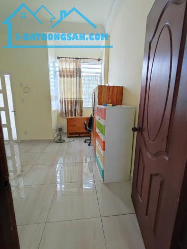 Nhà Đẹp 3 Tầng BTCT – Gần mặt tiền Phạm Văn Bạch – P15 – Tân Bình- 40m2 - 4.8 Tỷ - 3