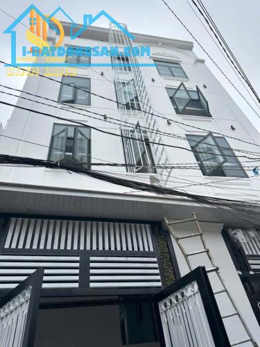 Bán nhà Tân Phú, chdv Tân Kỳ Tân Quý, hẻm 8m, 4tầng, 162m2, giá mới 24,99tỷ
