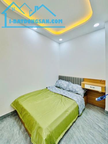 Gần Chợ BÀ CHIỂU, Nhà 2 MẶT TIỀN, 3PN, NỞ HẬU, hoàn công, 4x tỷ - 3