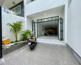 Nhà 1 sẹc- Hẻm Xe Hơi, 90m2, Ngang 5m, nở 6.5m, 4PN có Phòng dưới trệt, Gần MT Quang Trung