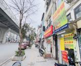 Bán nhà mặt phố Minh Khai 55m2, 5tầng thông sàn vỉa hè rộng kinh doanh sầm uất. Giá 22tỷ