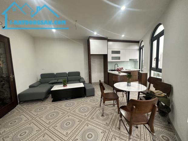 BÁN NHÀ NGỌC THỤY - LONG BIÊN - 6 TẦNG - THANG MÁY - GARA  - 41m² - MT 5M - giá 9,3 tỷ