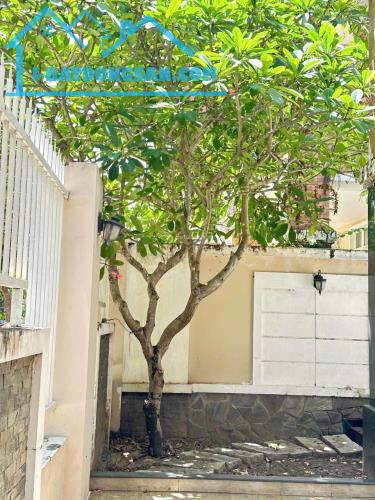Chính chủ Bán biệt thự vườn mát mẻ thích hợp nghỉ dưỡng- Thủ Dầu Một, Bình Dương - 1