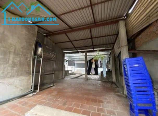 Cho thuê nhà riêng ở nhóm 8 người ngõ 189 Lò Đúc, 3 tầng x 45m2, 2 ngủ, 2 WC, 10 Triệu/th - 2
