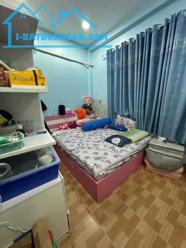 BÁN NHÀ HẺM 551 PHẠM VĂN CHÍ QUẬN 6 - 41M2 - 2