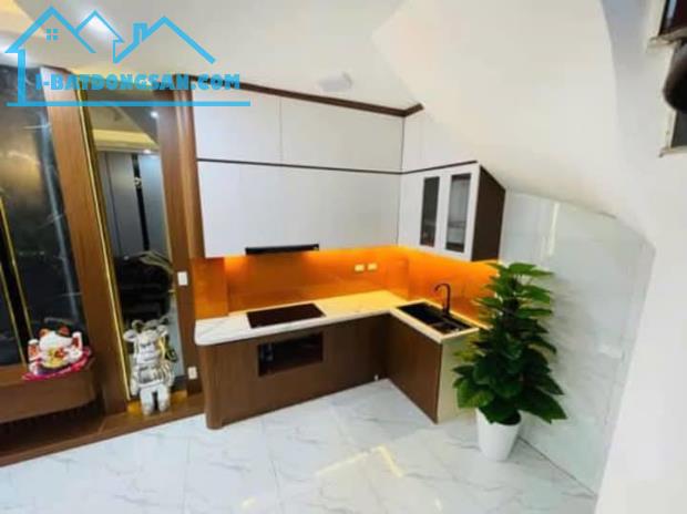 Nhà Đẹp Gần Đường Lĩnh Nam, Hoàng Mai 30m, 5 tầng, mt 4.6m, giá 5.8 tỷ. - 5