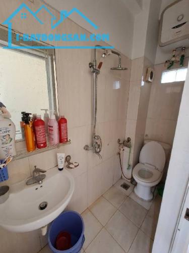 NHÀ ĐẸP DÂN XÂY CHẮC CHẮN - MẶT TIỀN RỘNG - CÁCH 20M RA PHỐ NGỌC THỤY Ô TÔ TRÁNH - CÁCH MI - 2
