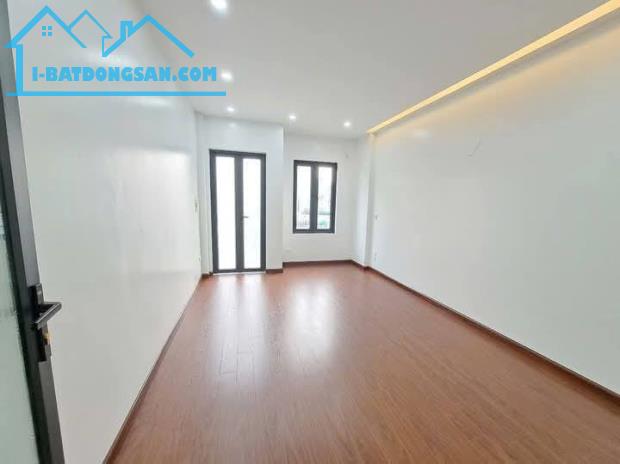 Nhà Đẹp Gần Đường Ô Tô, Vĩnh Hưng, Hoàng Mai 30m, 5 tầng, mt 3.5m, giá 6.5 tỷ. - 3