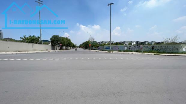 DUY NHẤT MẢNH ĐẤT VÀNG PHỐ GIA THƯỢNG 80M, MT6M, THÔNG SỐ KIM CƯƠNG, VÔ VÀN TIỆN ÍCH