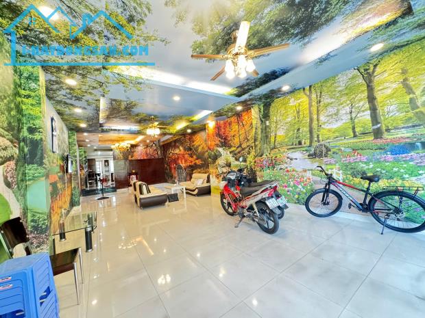 Bán Biệt Thự KDC Nam Long, Tân Thuận Đông
Q7, 120M2, 4PN chỉ 18,2 tỷ